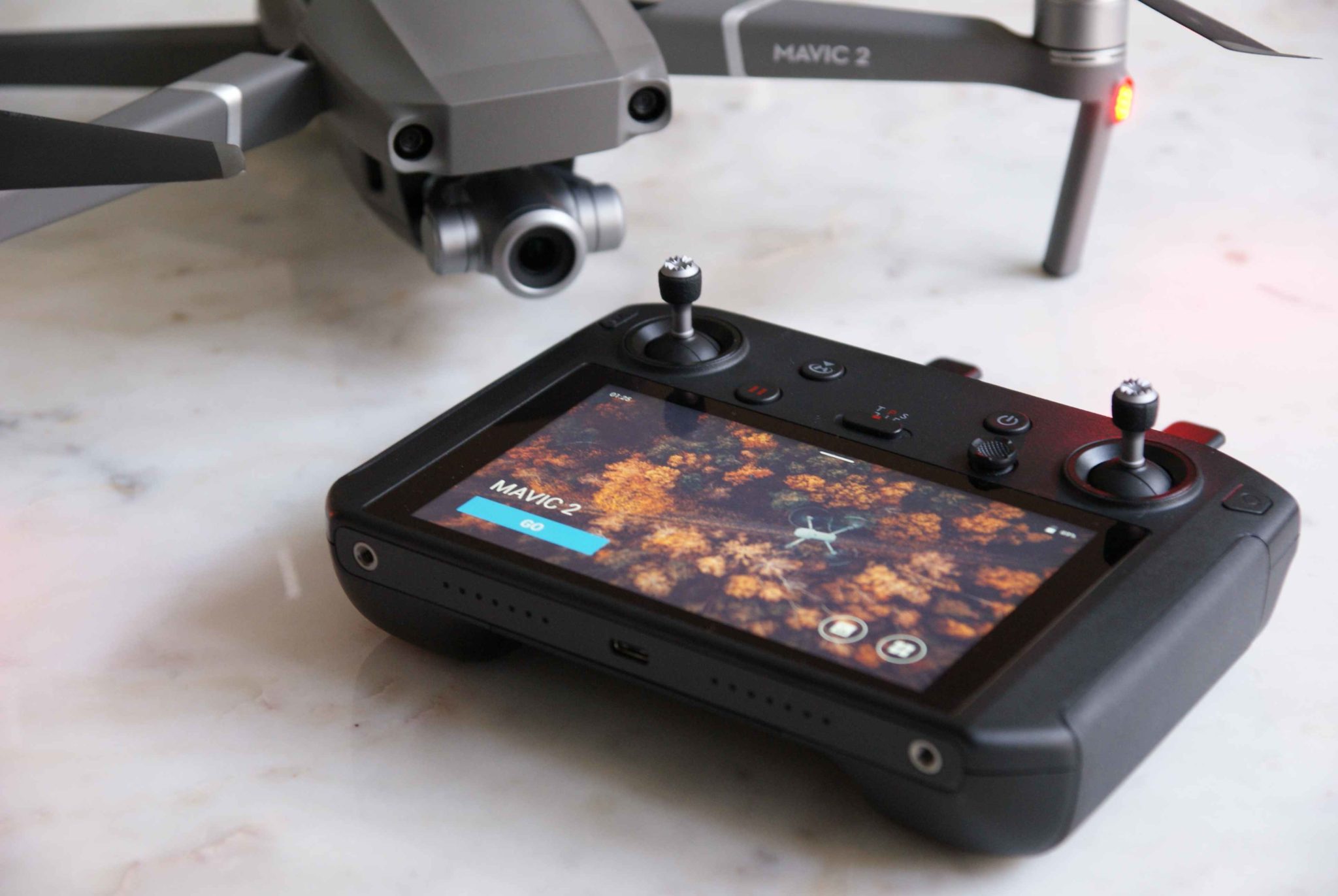 DJI Smart Controller: Pre tých, ktorí to myslia s lietaním vážne