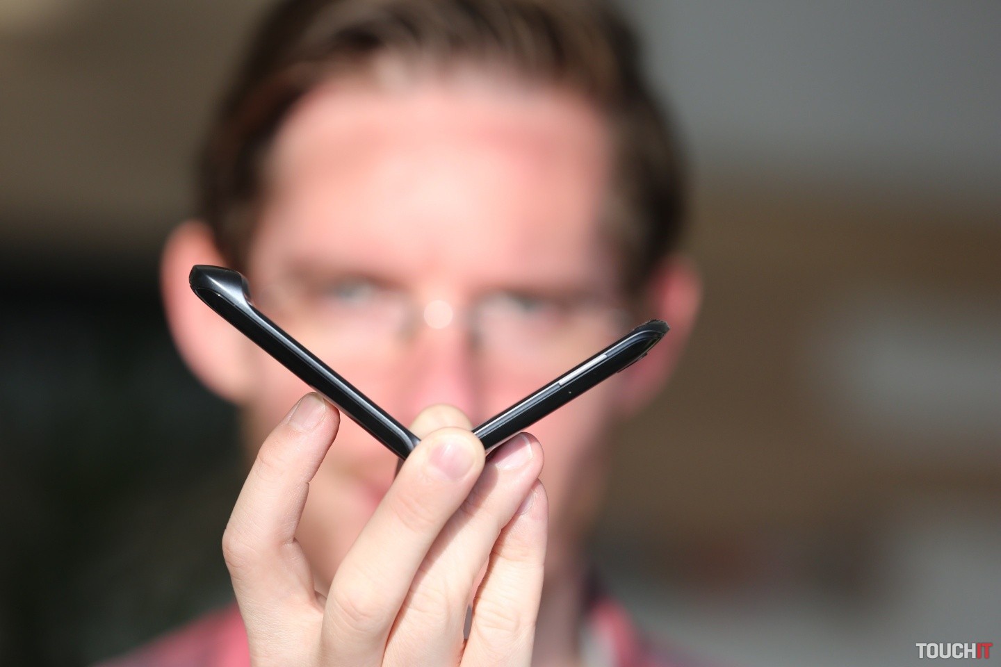 motorola razr 5G: Skladací telefón, ktorý vás dostane (RECENZIA)