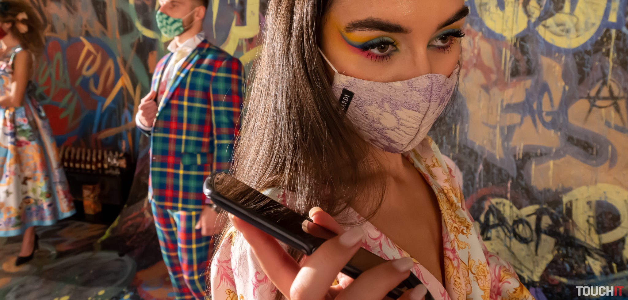 Minimálne sa snúbi s maximálnym: Inštalácia Motorola Razr 5G