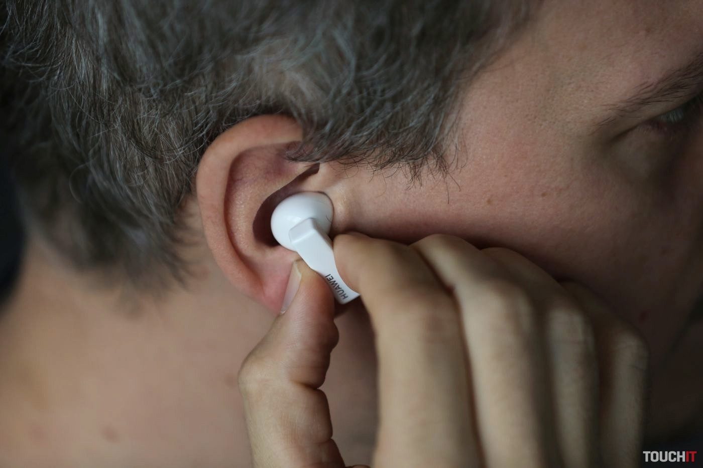 Huawei sa opäť spája s prémiovou audio značkou. Predstaví nové slúchadlá