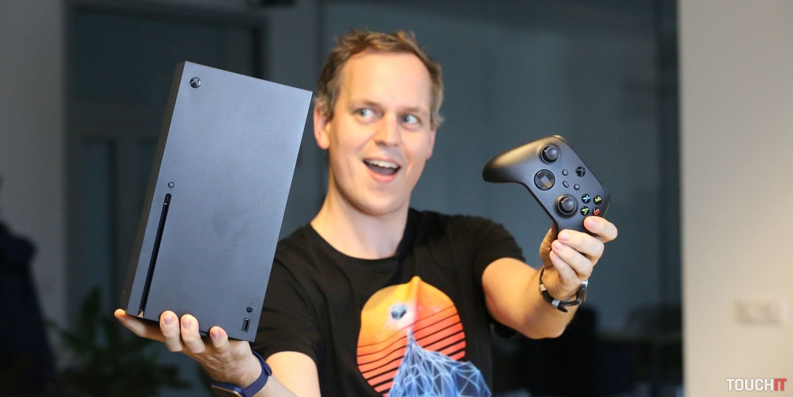 PlayStation 5 vs. Xbox Series X vs. Google Stadia: Ktorá konzola je lepšia a potrebujete ju vôbec? (VIDEO TOUCHIT)