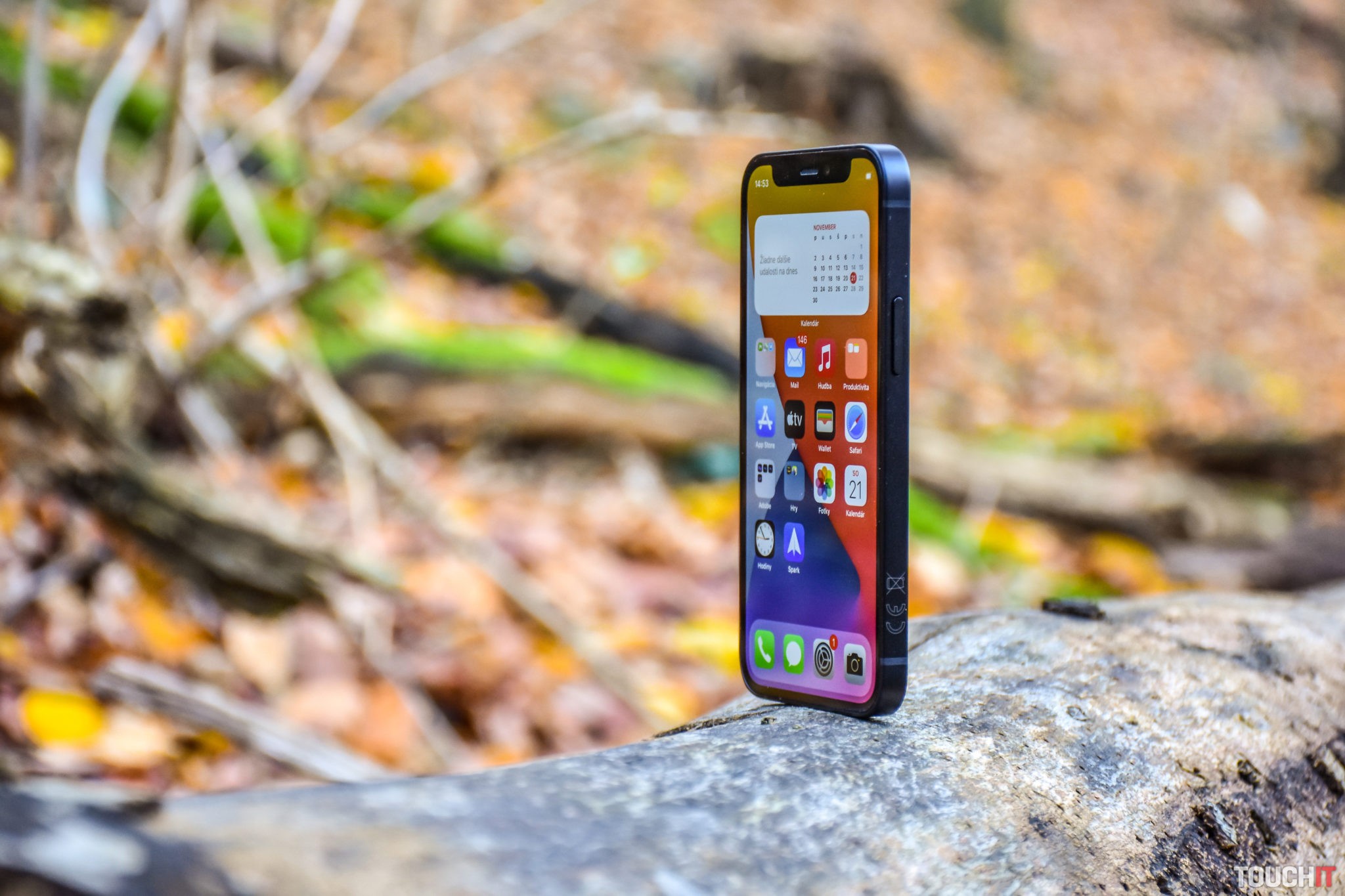O iPhone 12 mini nie je záujem, Apple vraj zastaví jeho výrobu
