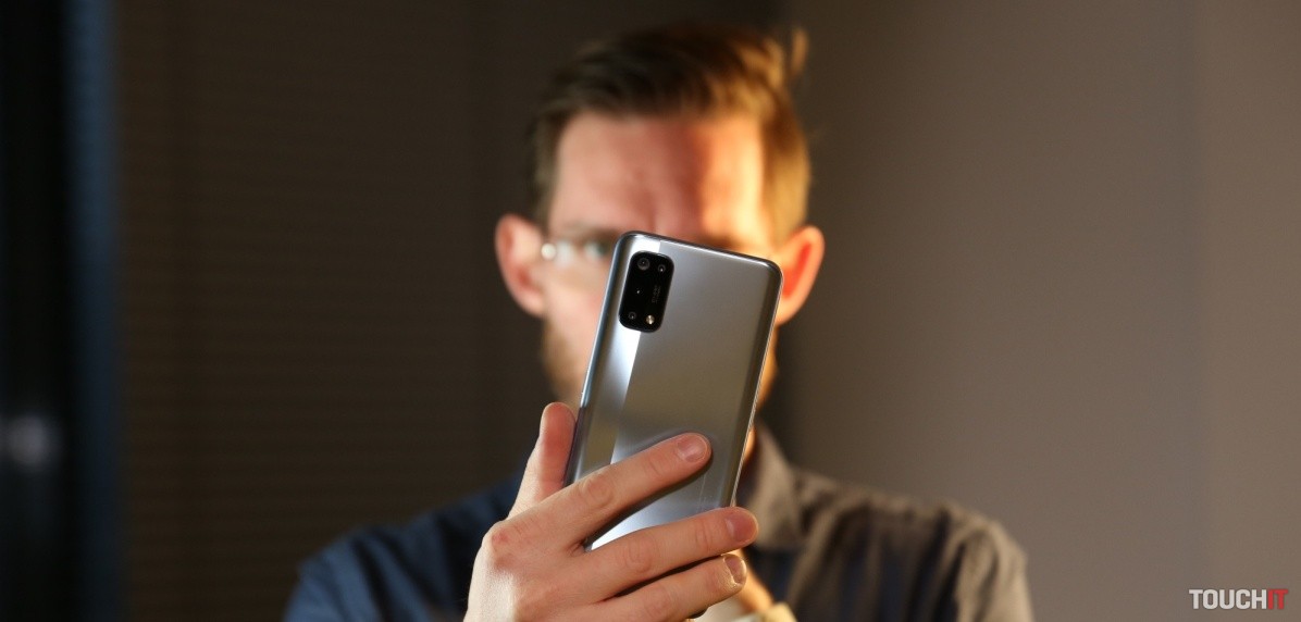 Realme 7 Pro: 65 W a AMOLED displej za 299 eur (RECENZIA)