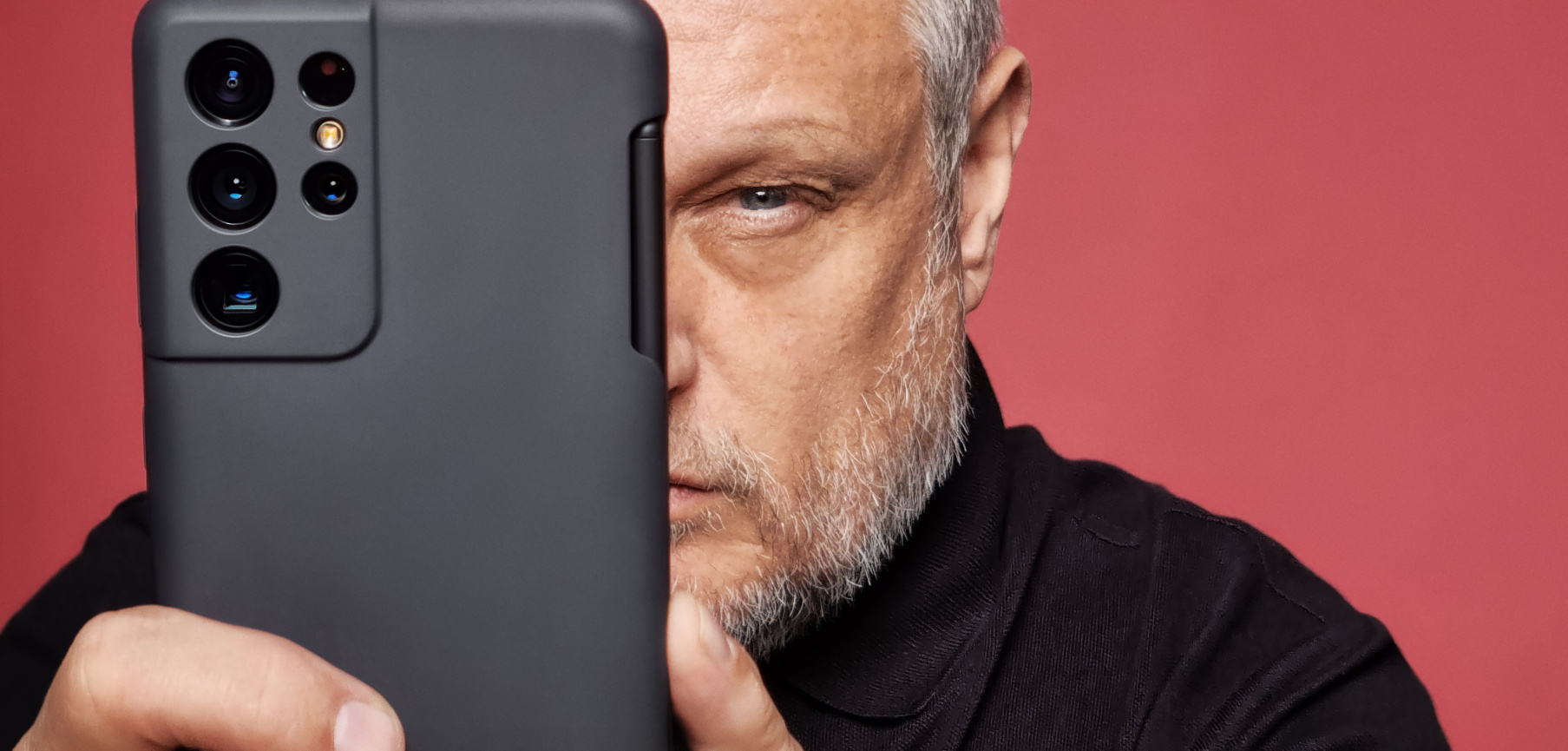 Fotograf Rankin a speváčka Stefflon Don vytvorili sériu fotografií smartfónom Galaxy S21 Ultra 5G