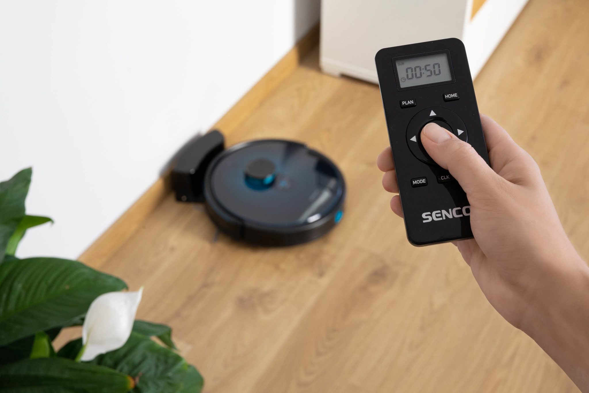 Vysávajte efektívne a moderne: Sencor SRV 9250BK