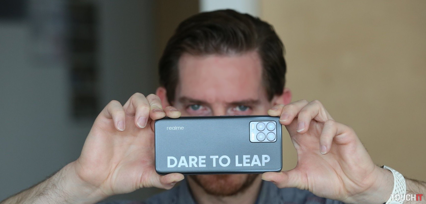 Realme 8 Pro: Super AMOLED a 50 W nabíjanie. Oplatí sa? (RECENZIA)