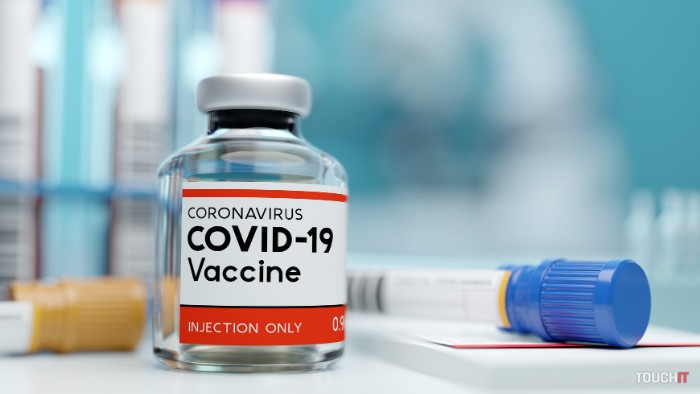Na očkovanie vakcínami Pfizer a Moderna sa už môžu hlásiť ľudia od 45 rokov