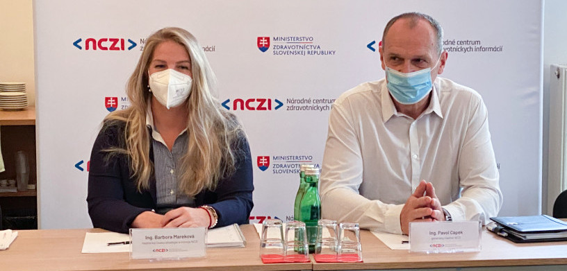 V NCZI sme sa pýtali, kde je problém, že nefunguje call centrum a ako vlastne putujú dáta o očkovaní