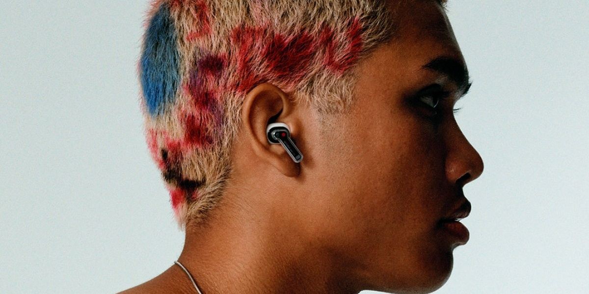 Nothing ear (1): Slúchadlá s netradičným dizajnom oficiálne predstavené