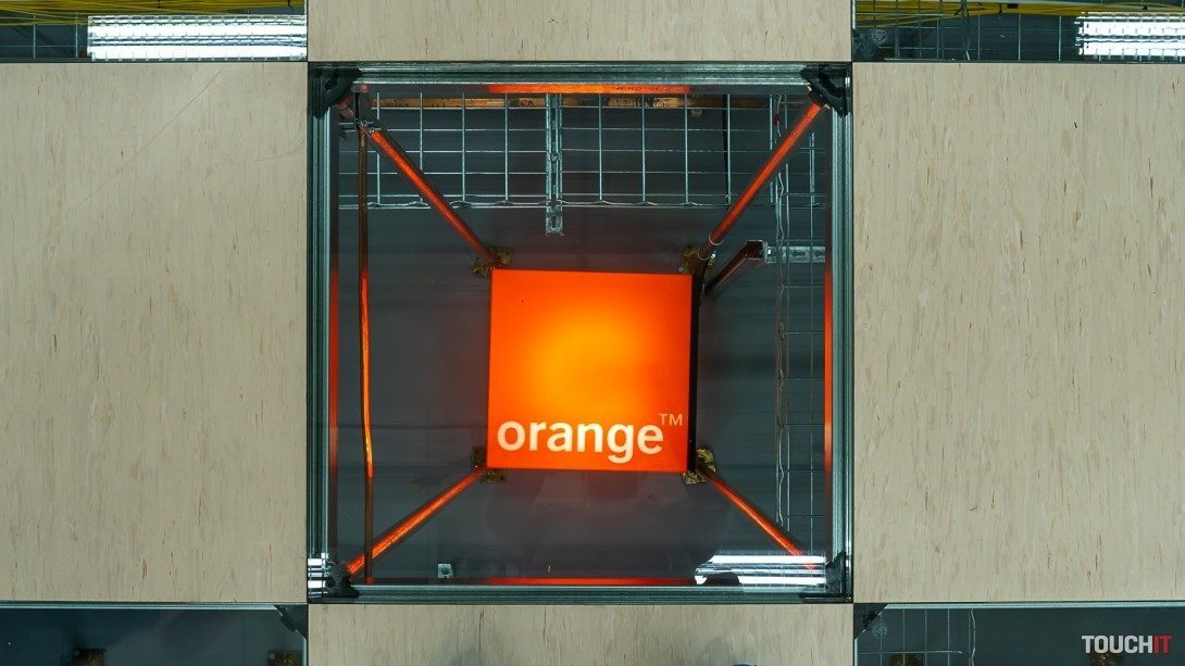 Orange: Ideálne riešenie pre zodpovedný biznis je umiestniť svoju infraštruktúru do dátového centra