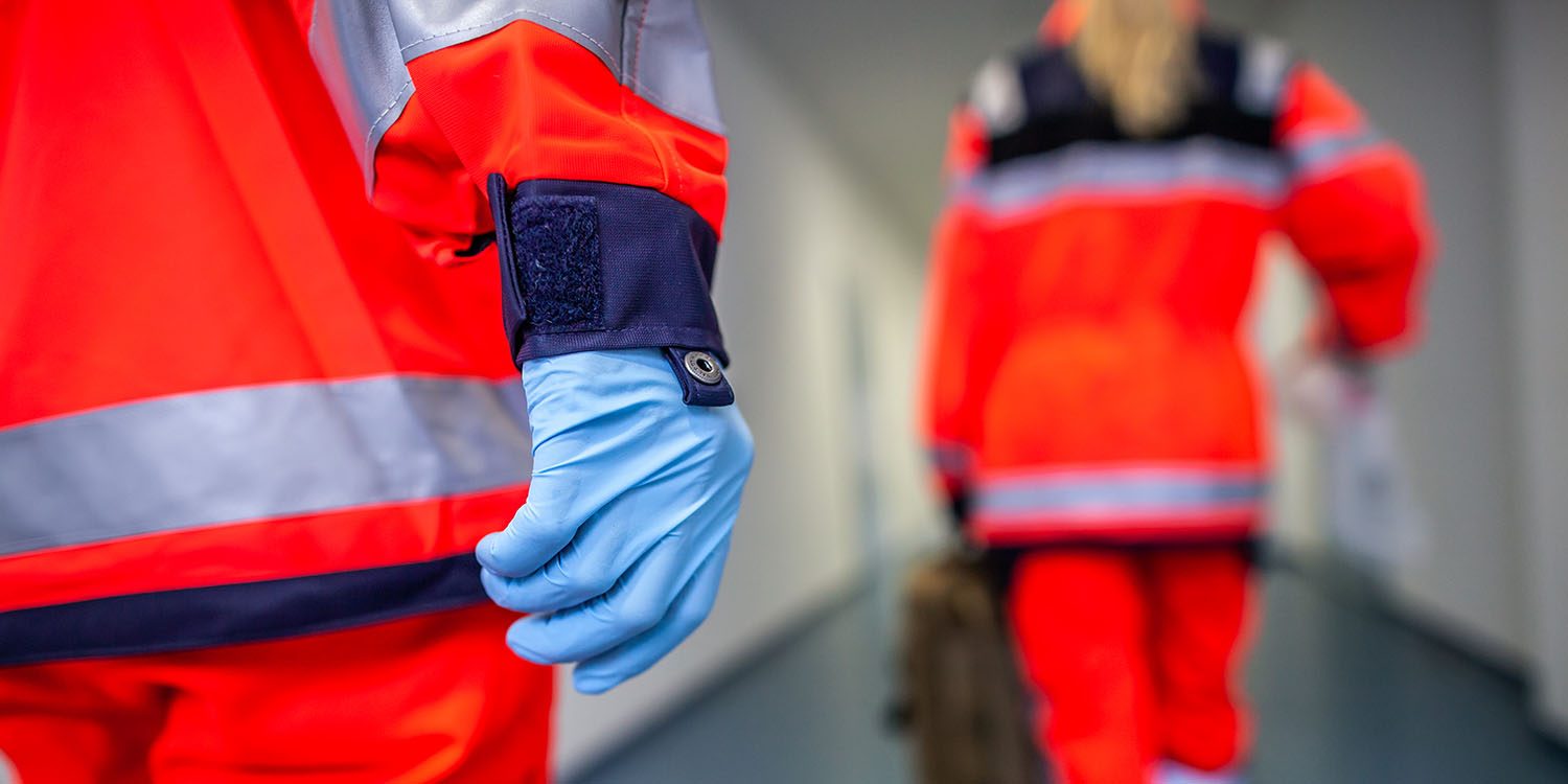 Apple Watch zachránili život mladého človeka