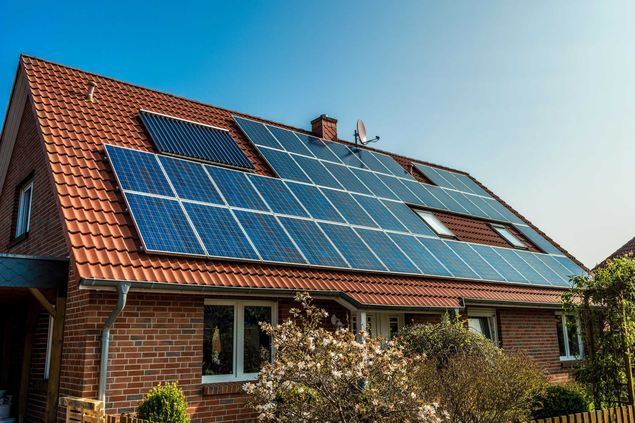 Inteligentné distribučné sústavy pomôžu prosumerom a podporia komunitné zdieľanie energie