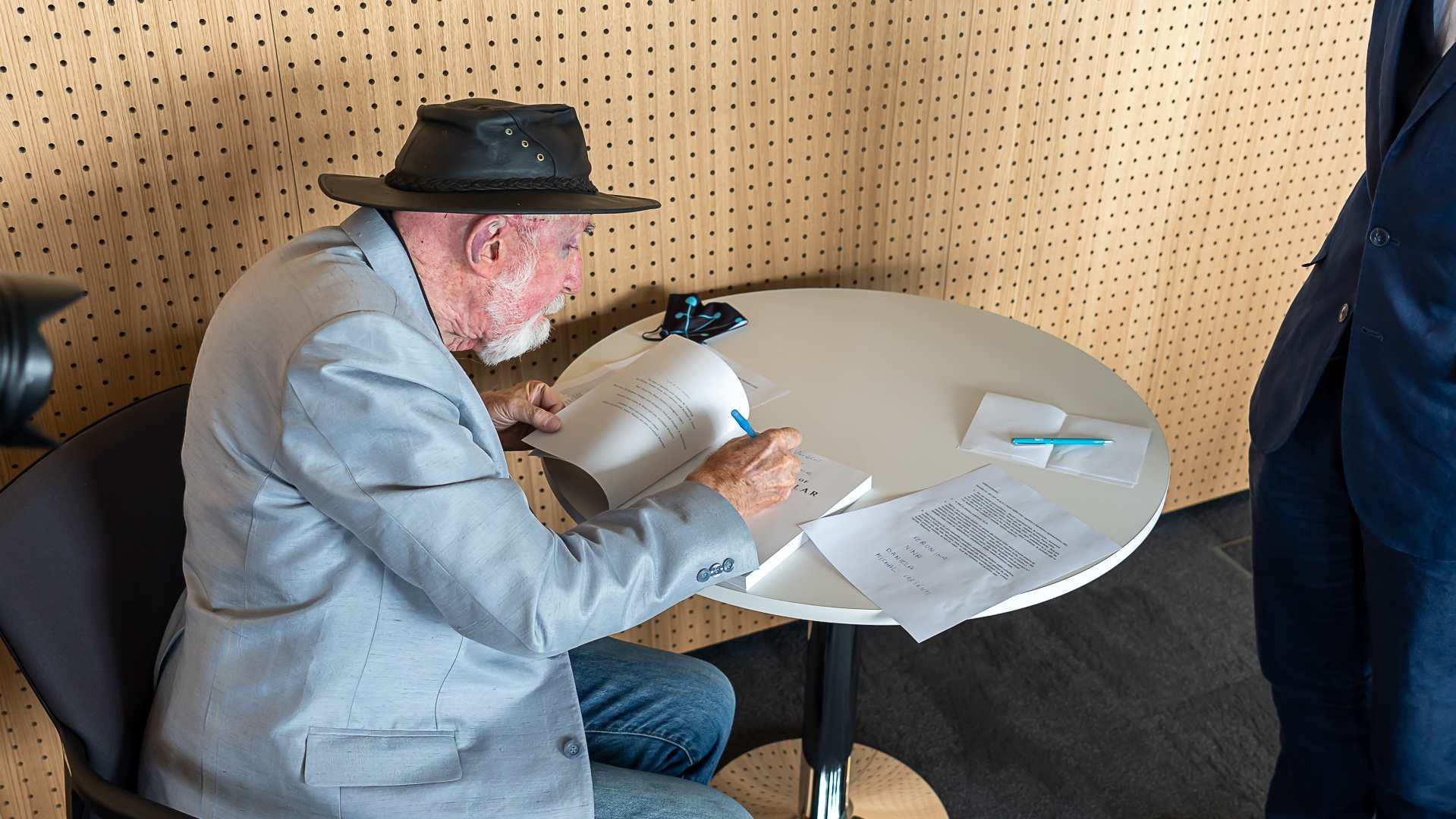 Martinus začína vykupovať čítané knihy, spustil službu Knihovrátok