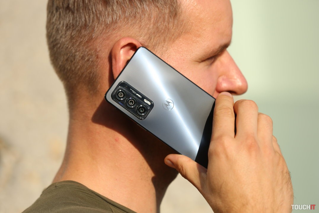 Motorola edge 20: 5G smartfón v skvelej výbave