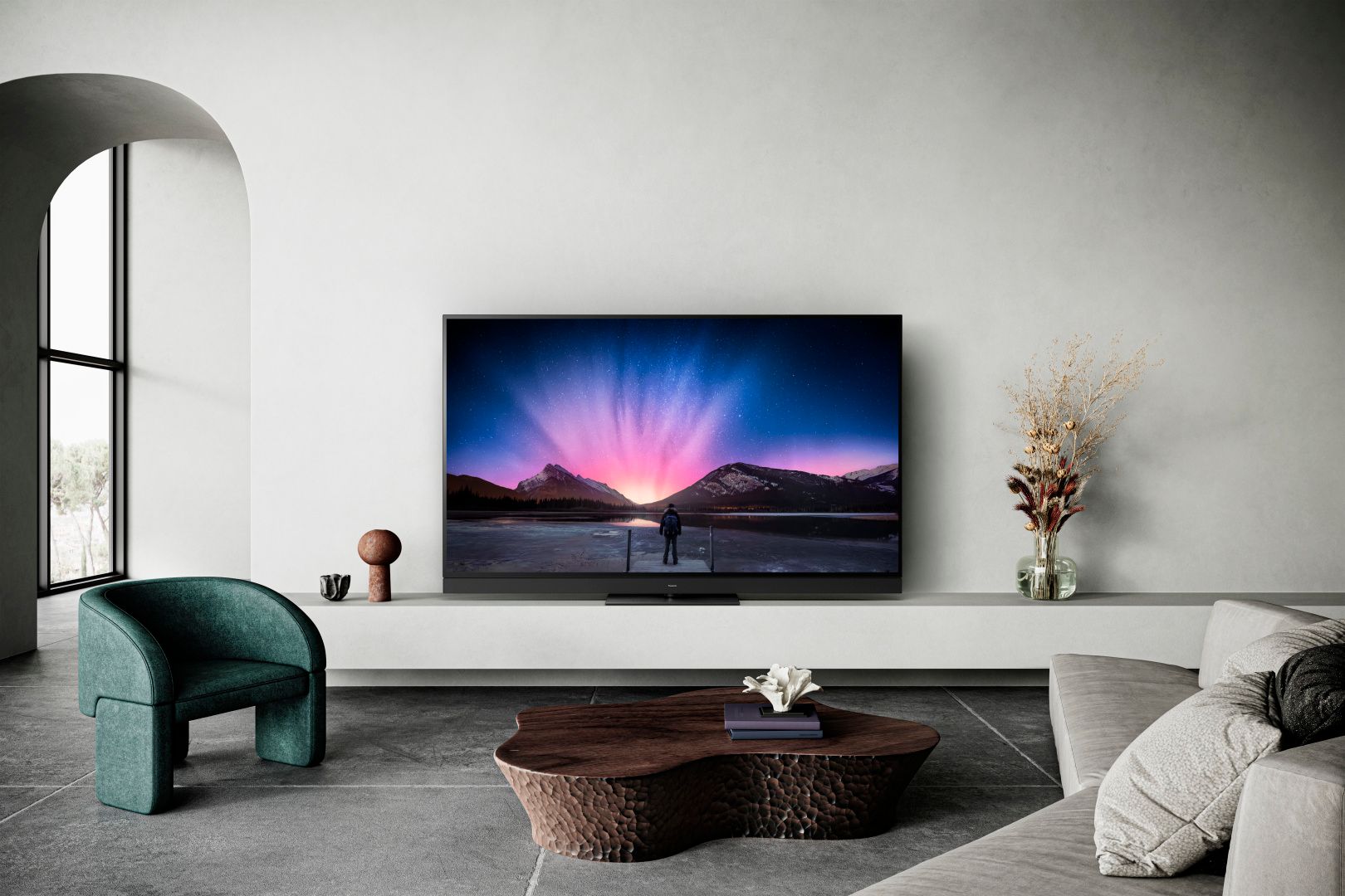 Panasonic a jeho vlajková OLED TV LZ2000