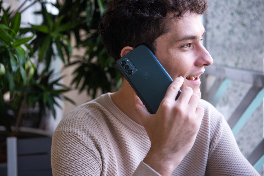 Motorola moto G31: Ak hľadáte smartfón s OLED displejom do 200 eur