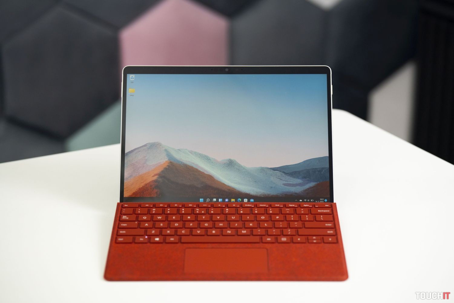 Microsoft Surface Pro 8: Dokonalý mobilný počítač? (RECENZIA)