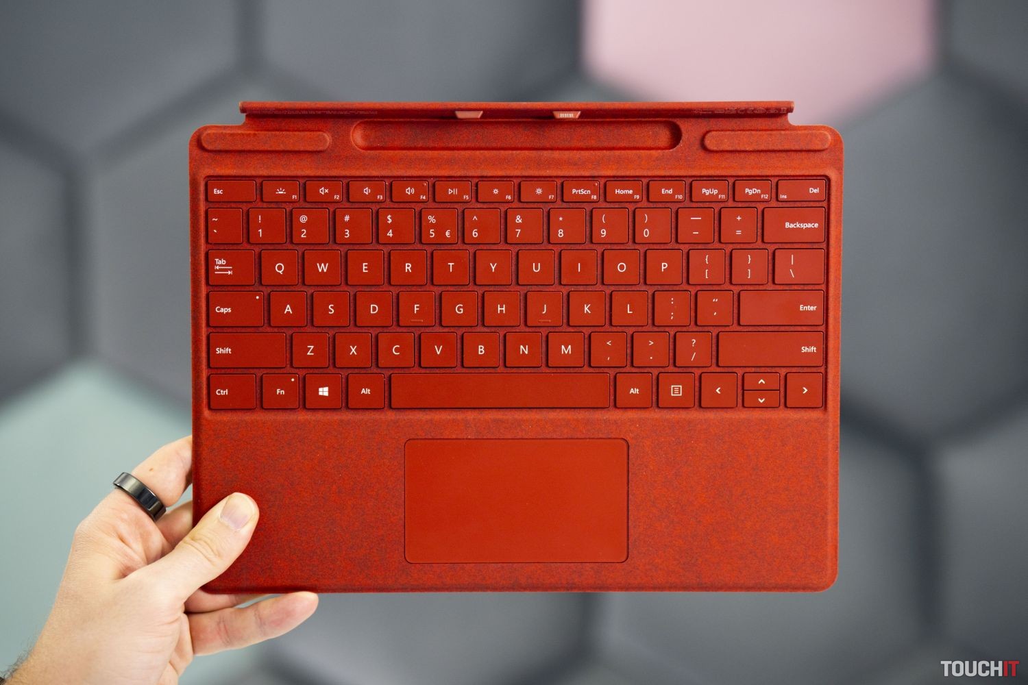 Klávesnica k Windows počítačom sa po takmer 30 rokoch zmení
