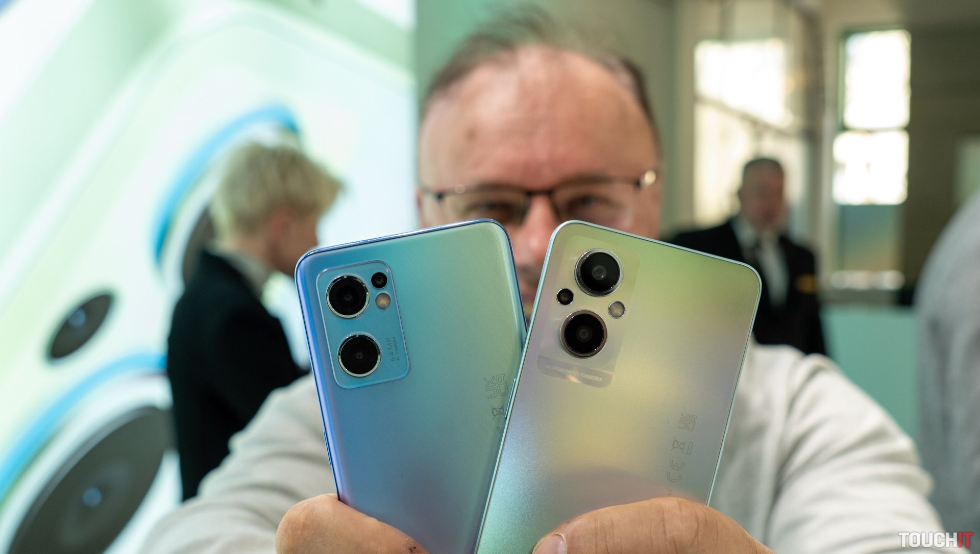 OPPO prichádza so špecialistami na foto a video: Reno7 5G a Reno7 Lite 5G. Cena vás prekvapí (VIDEO)