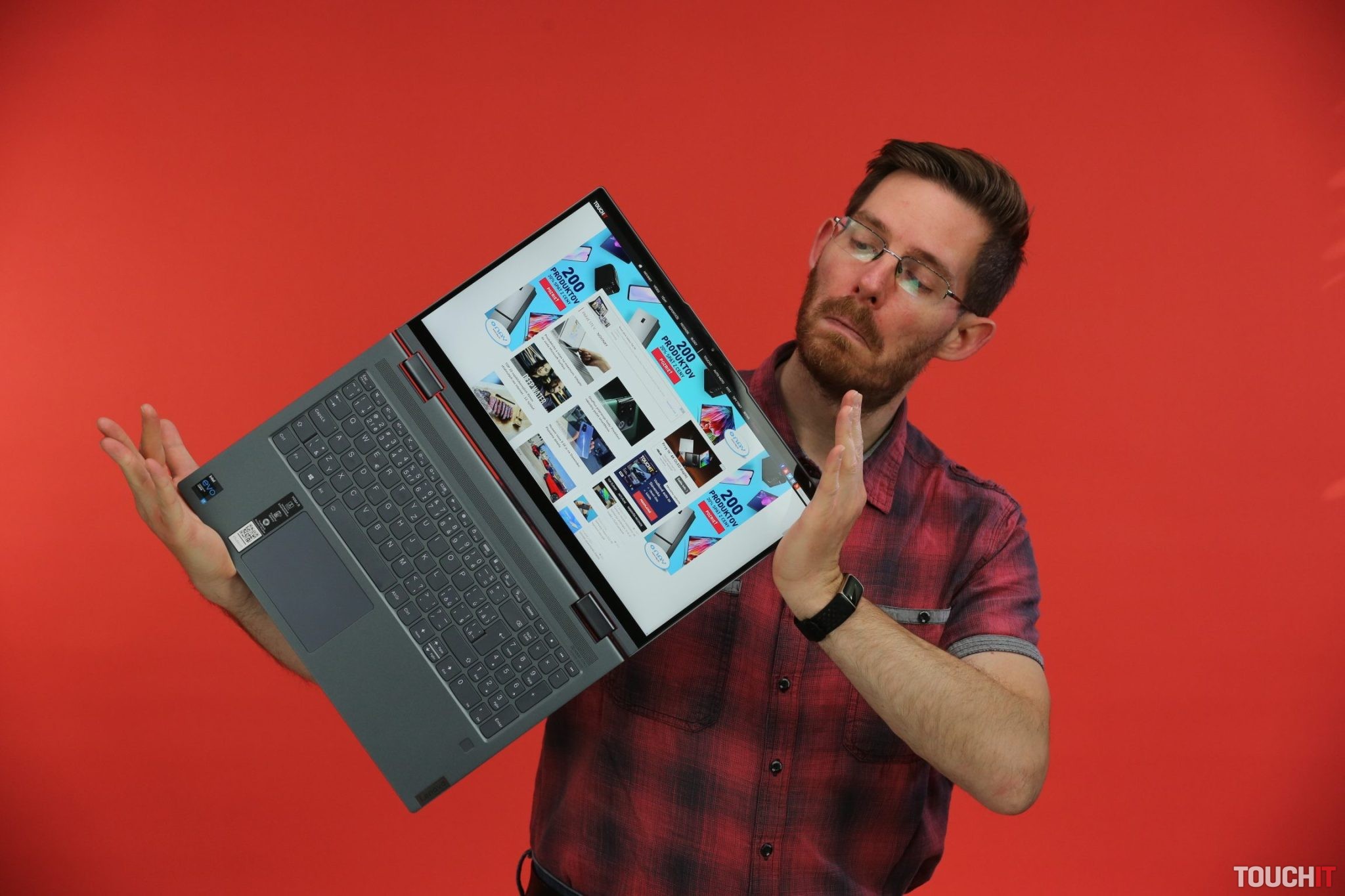 Lenovo Yoga 7i 15: Dotykový displej a s perom v balení (RECENZIA)