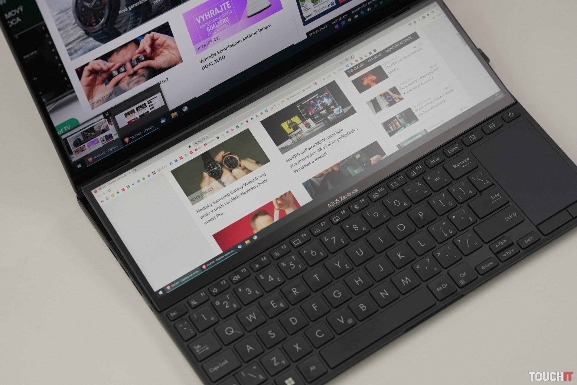ASUS Zenbook Pro 14 Duo OLED: Notebook s dvomi obrazovkami (RECENZIA)
