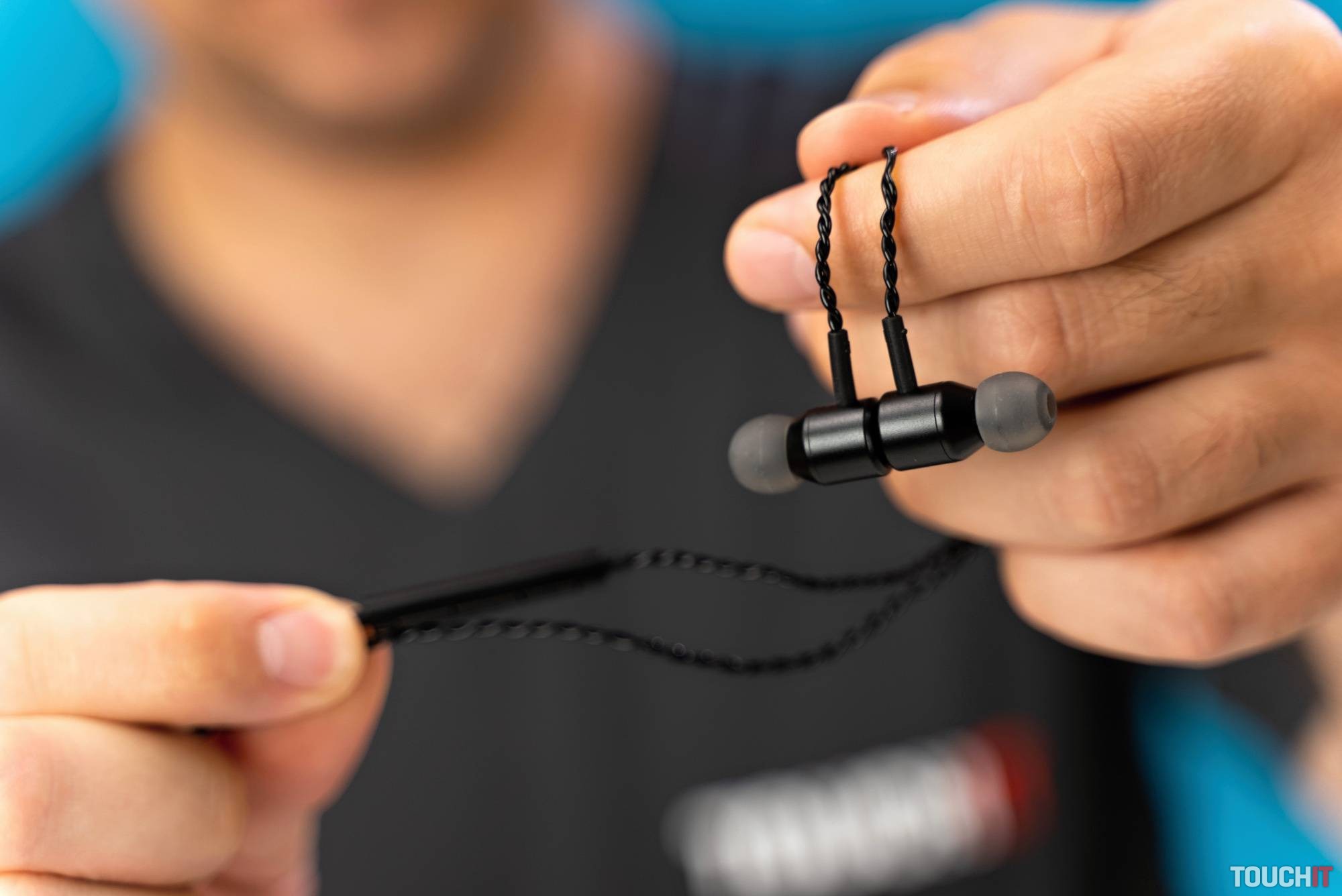 SPC Gear VIRO 101M: Herné slúchadlá do uší