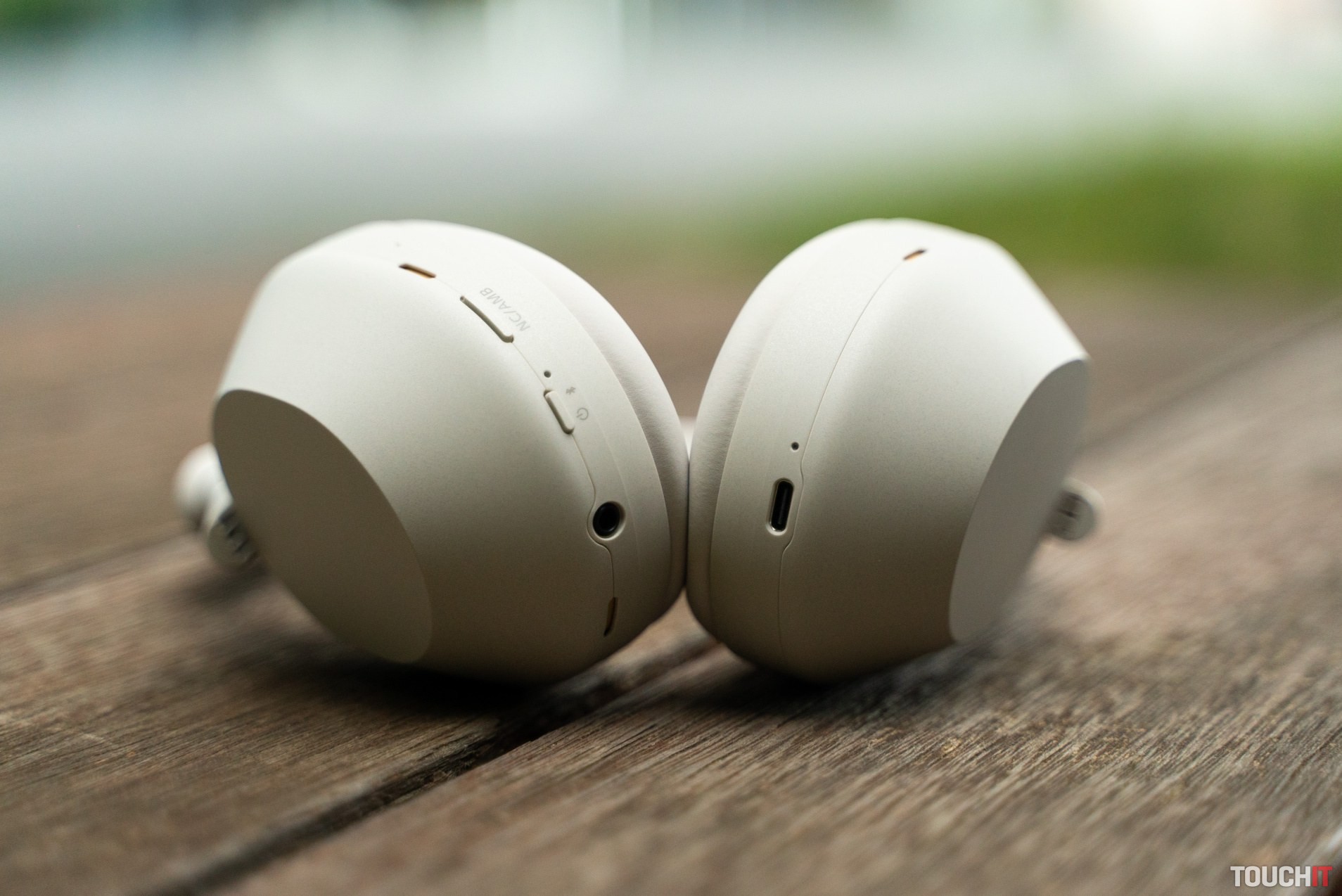 Sony oficiálne potvrdilo dátum predstavenia nových slúchadiel WH-1000XM6