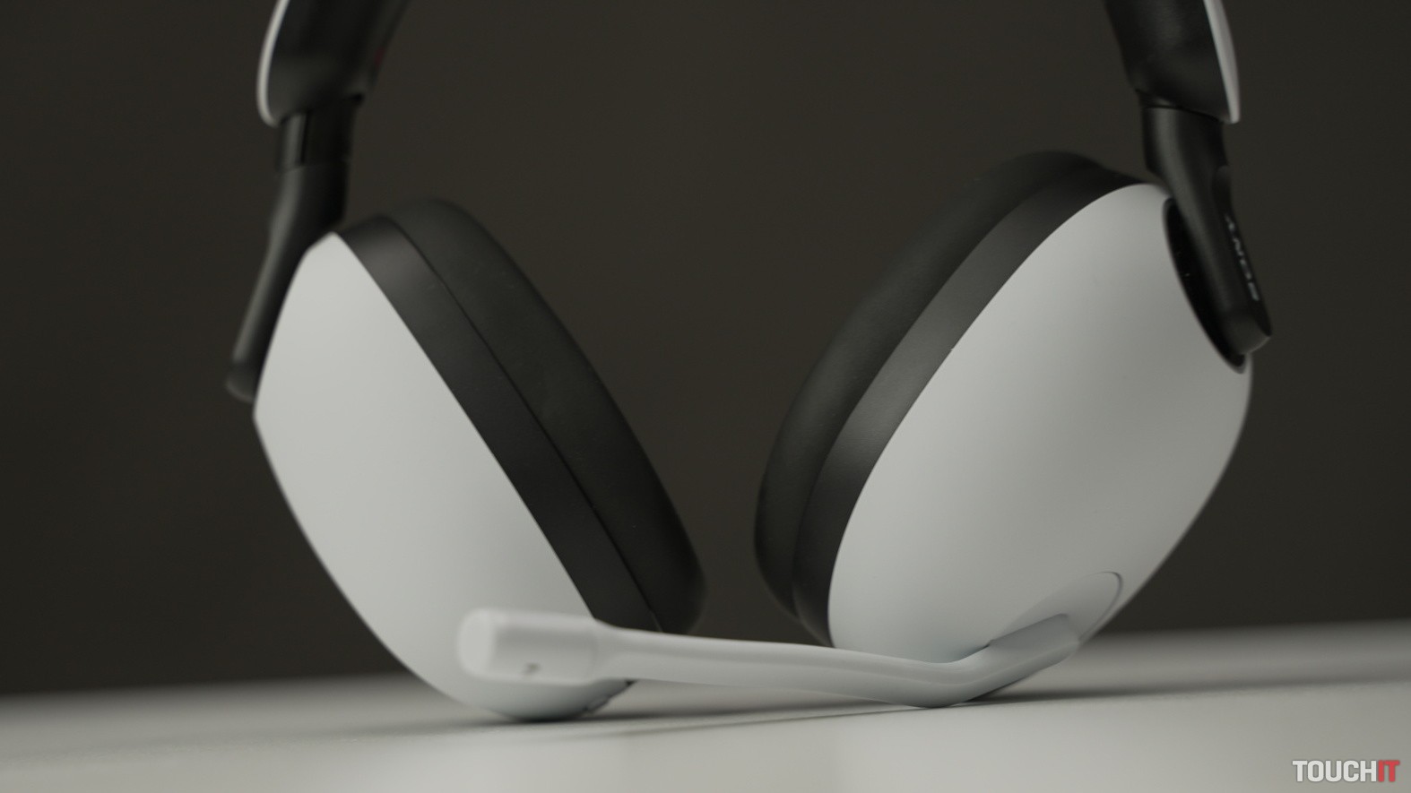 Sony INZONE H9: Slúchadlá na hranie hier a Discord (RECENZIA)