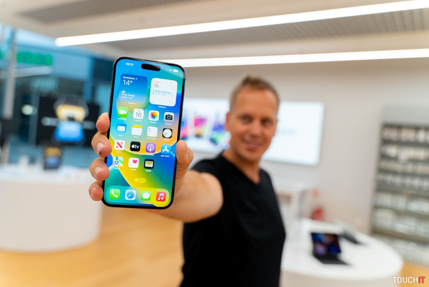 Kúpili ste si iPhone 14 (Pro)? 8 nastavení, ktoré si hneď skontrolujte