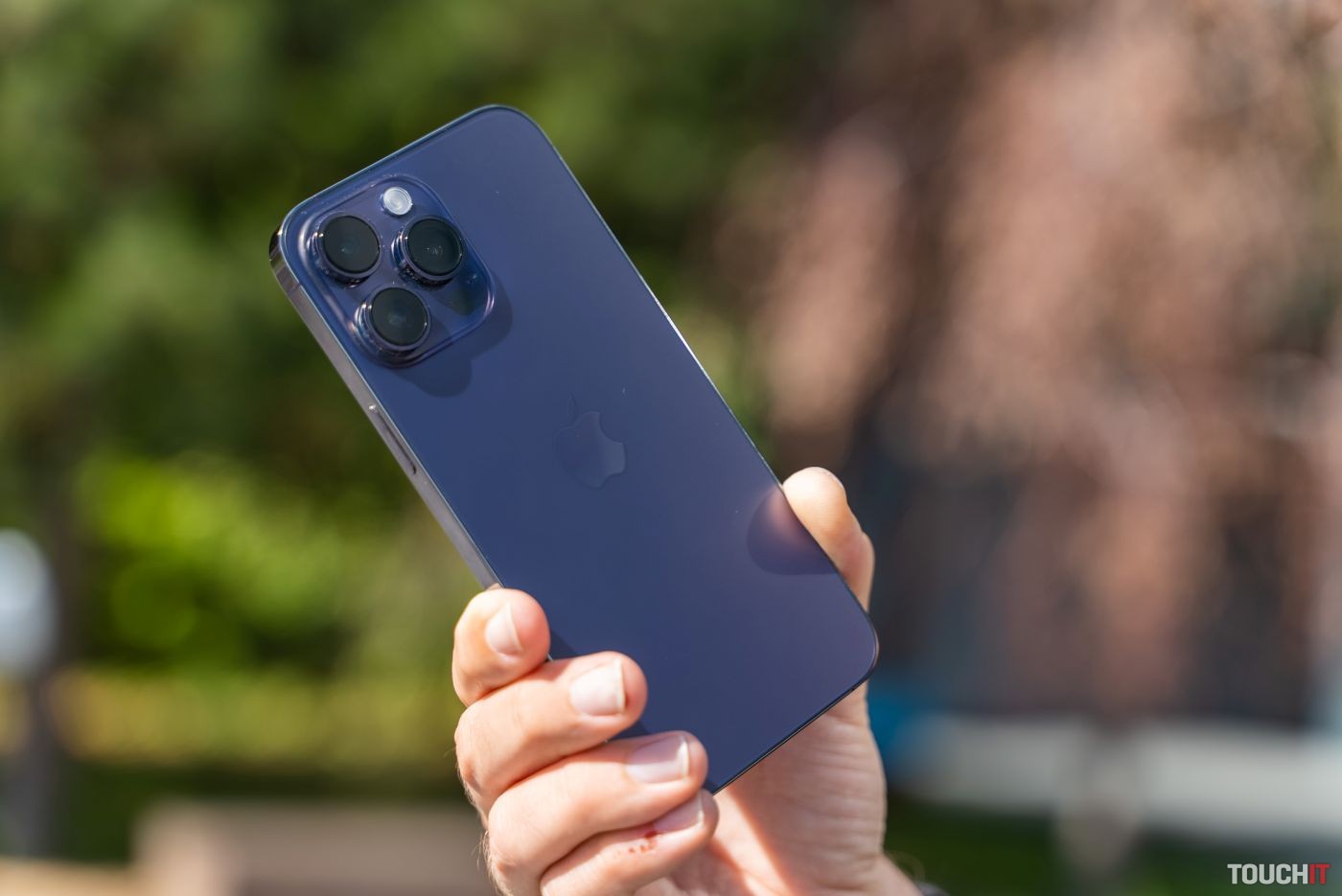 Najdrahší iPhone je aj najpredávanejší. Tento trend vraj bude pokračovať
