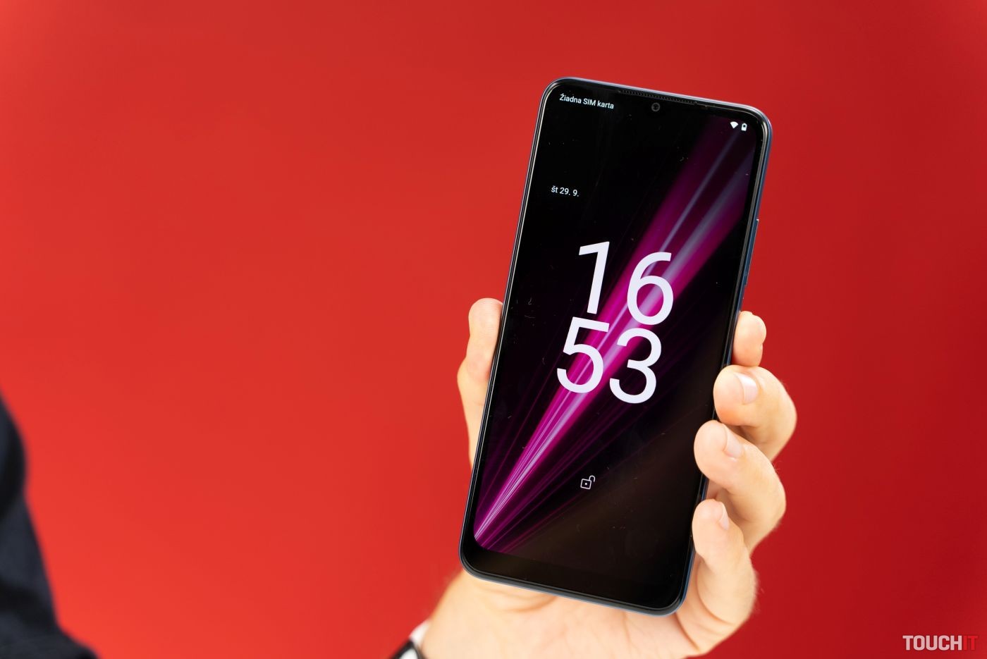 T Phone: 5G za málo peňazí (RECENZIA)
