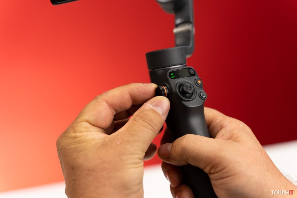 DJI Osmo Mobile 6