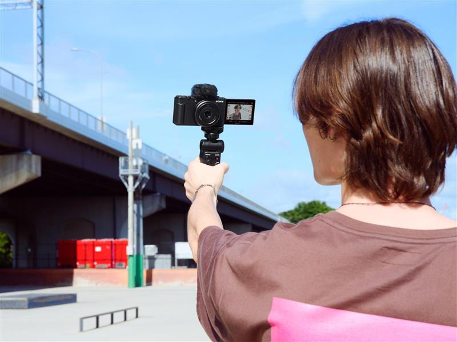 Sony predstavilo nový fotoaparát špeciálne pre vlogy