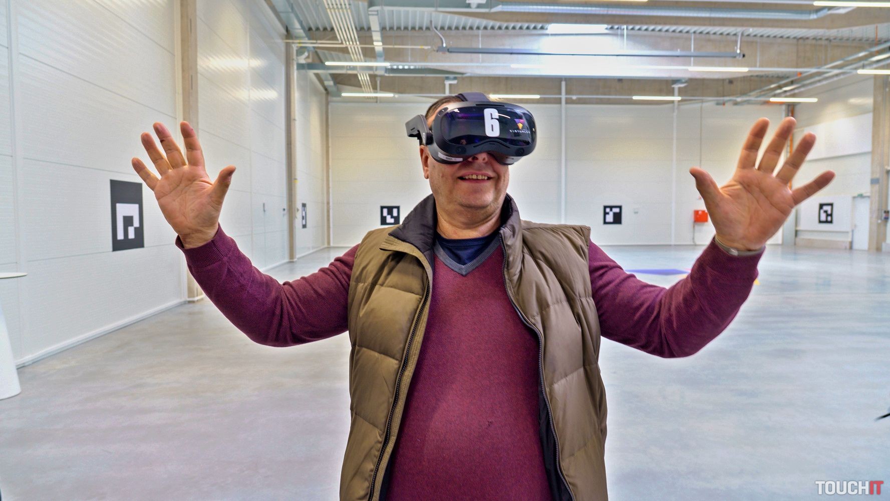 Súprava pre virtuálnu realitu od Apple zrejme príde až v II. polovici roka 2023