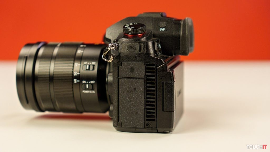 Panasonic LUMIX GH6