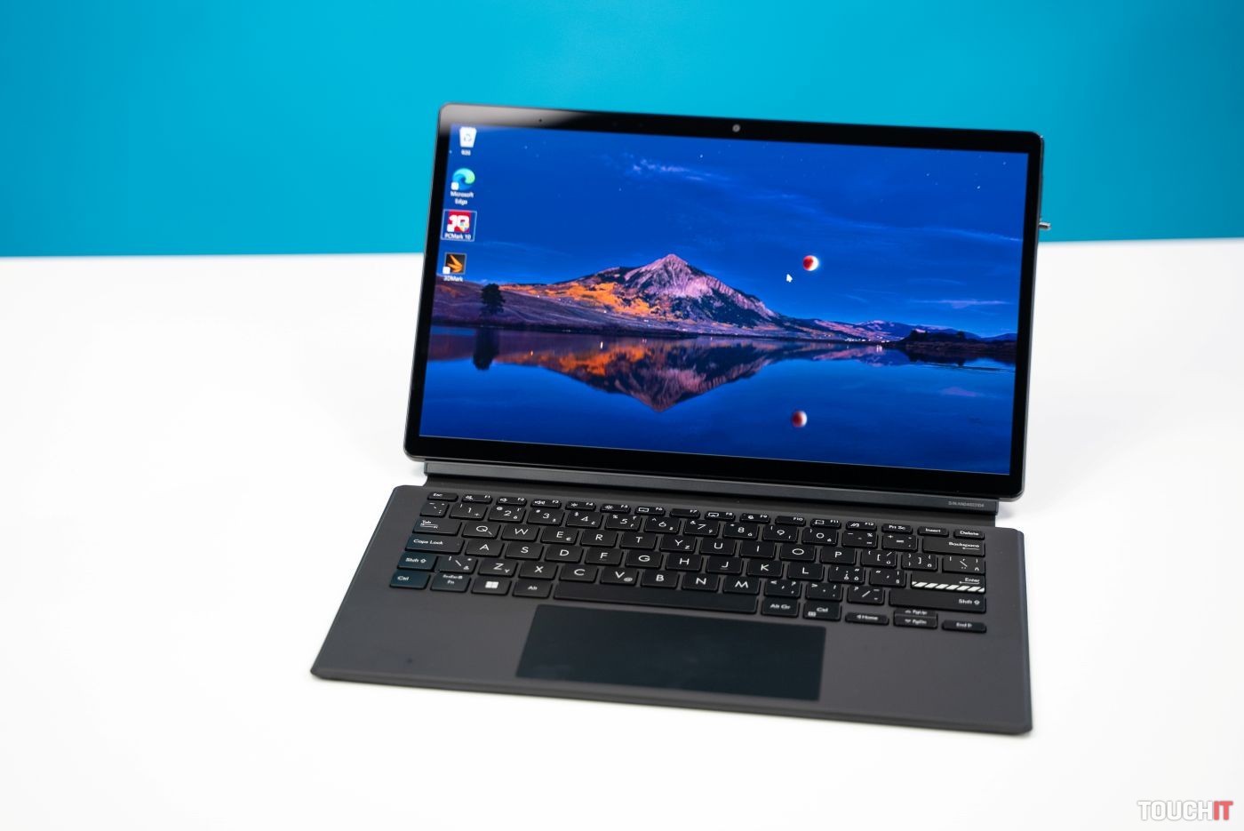 ASUS Vivobook 13 Slate OLED: Windows tablet s OLED displejom (RECENZIA)