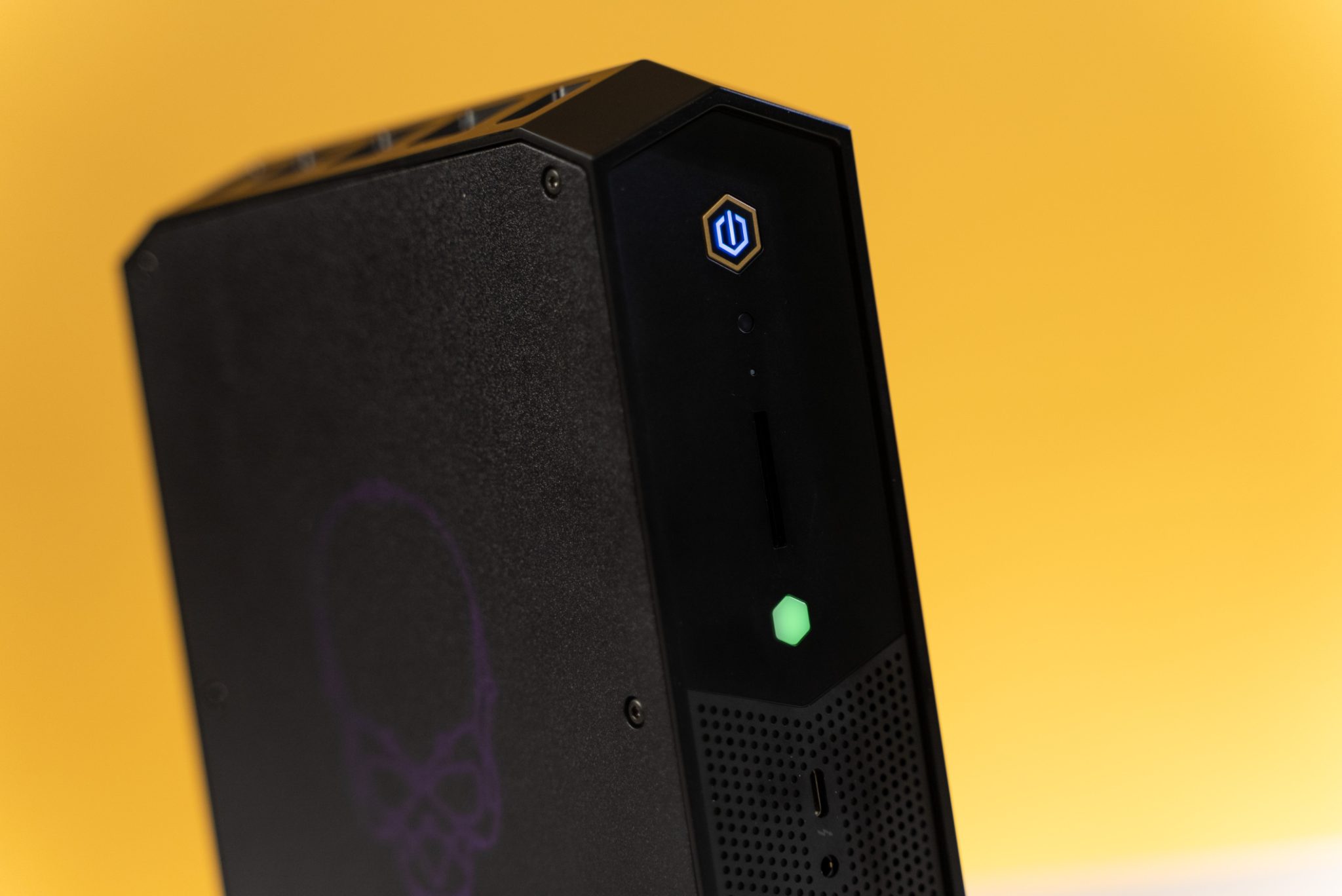 Intel NUC Serpent Canyon: VIDEORECENZIA
