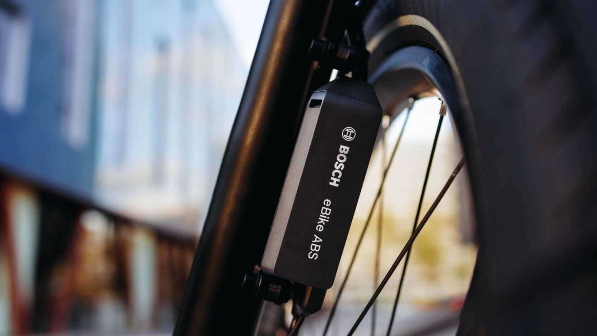 Spoločnosť BOSCH pripravuje ABS systém pre elektrické bicykle