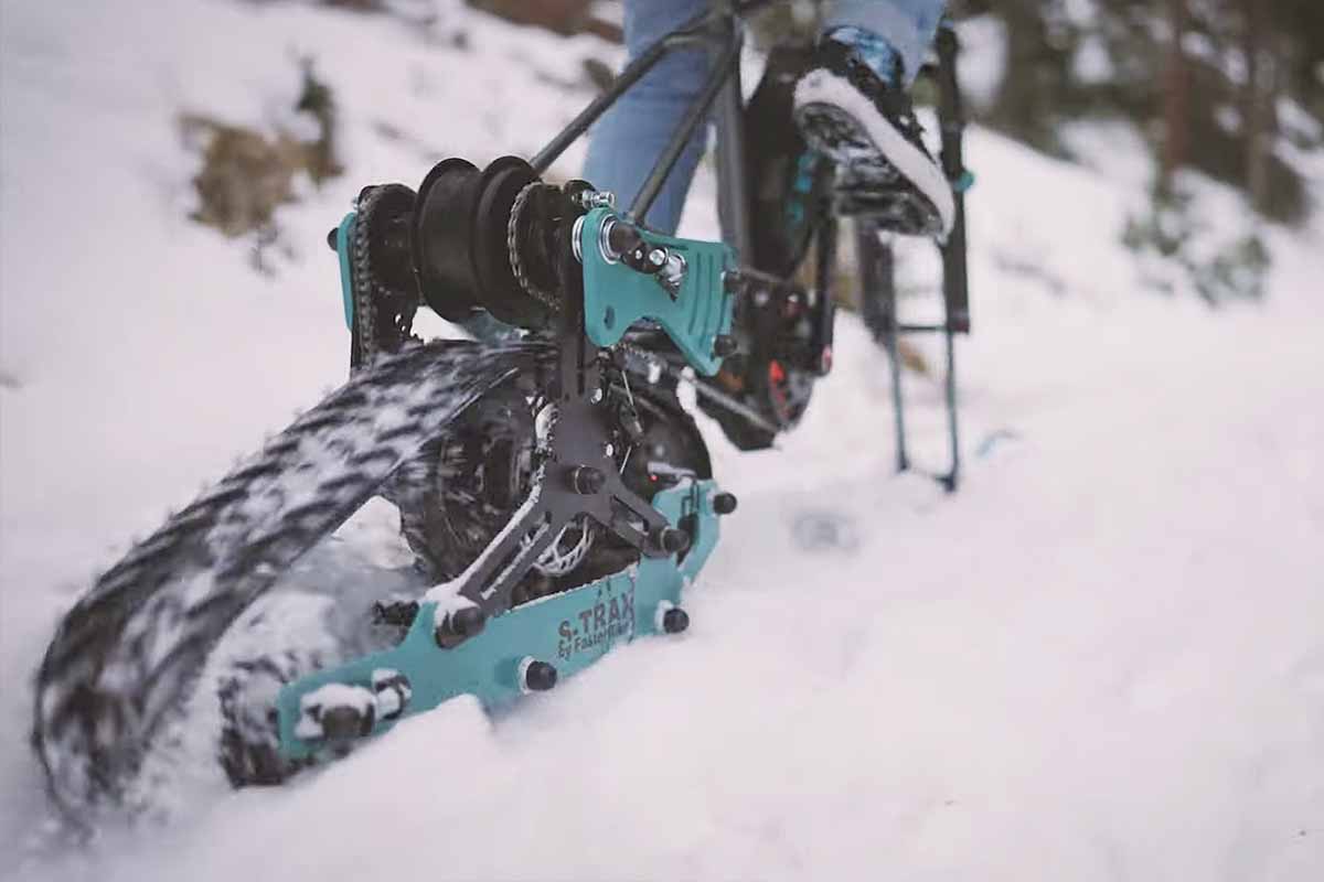 Zostava S-Trax Snowbike od FasterBikes vám umožní prerobiť klasický bicykel na malý snežný „skúter“ (VIDEO)