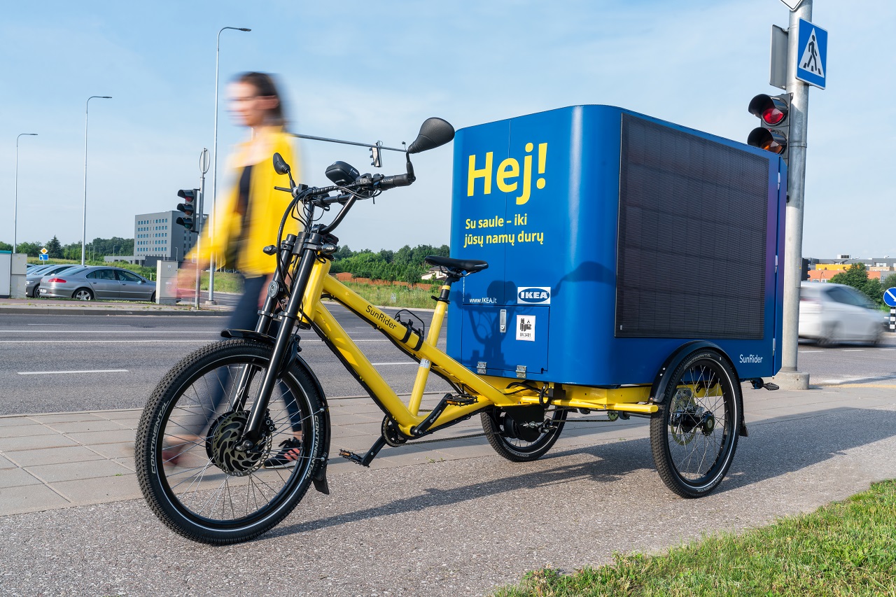 IKEA začala používať na mestské doručovanie nákladné e-bicykle