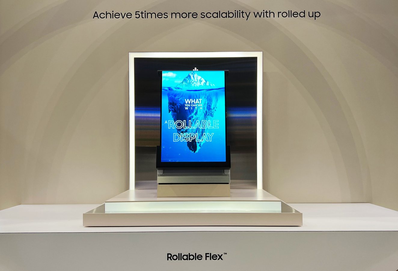 Samsung chce oživiť trh so skladateľnými zariadeniami. Čo pripravuje?