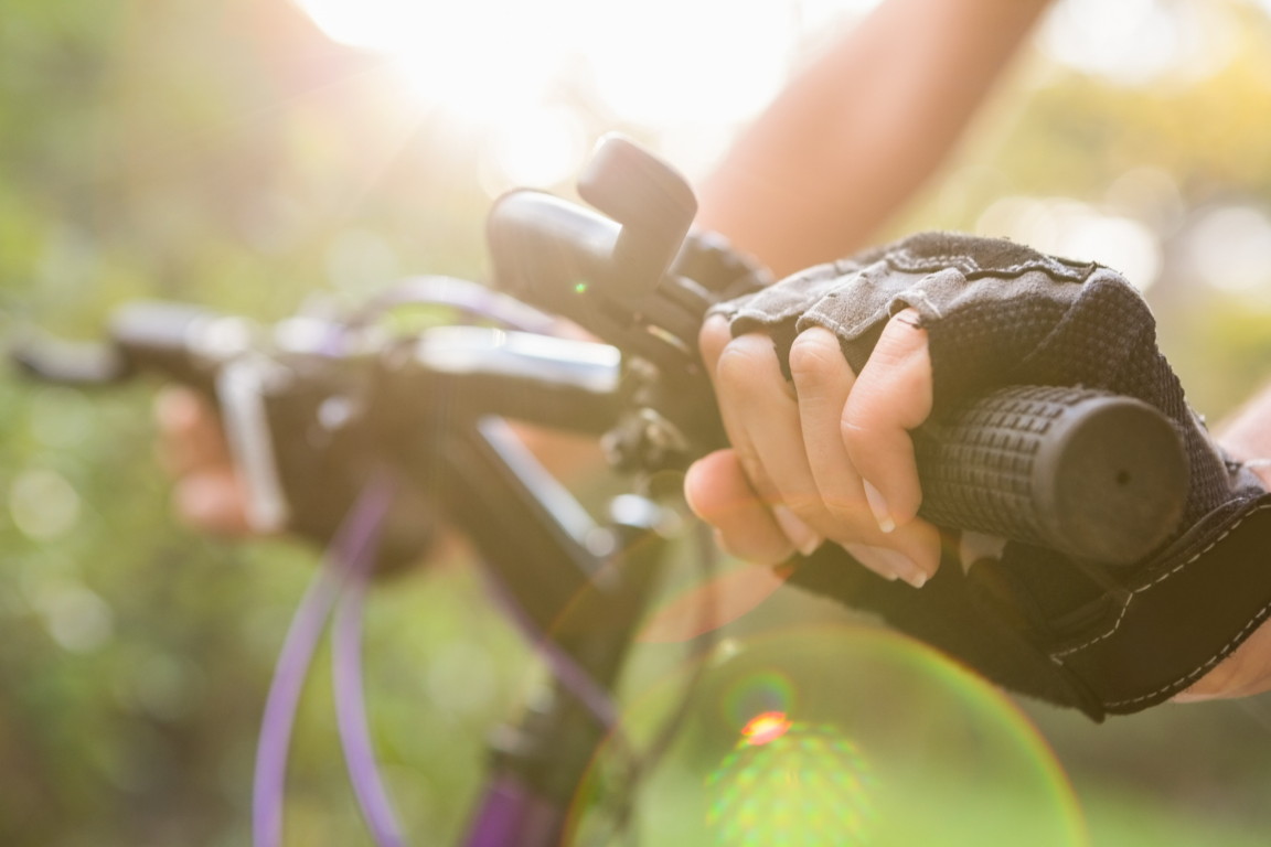 bikeAngel chráni aj používateľa nielen dopravný prostriedok, na rozdiel od bežných GPS trackerov