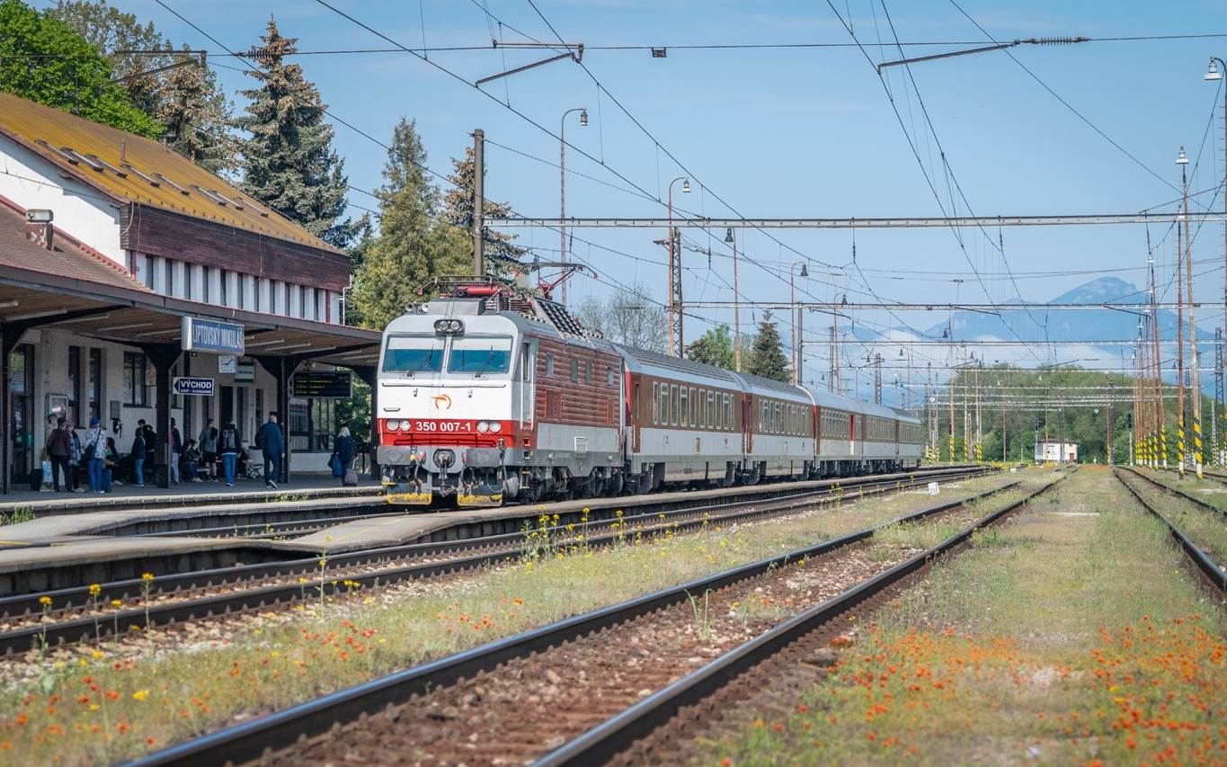 Niektoré IC vlaky zastavia aj v Trnave a Liptovskom Mikuláši