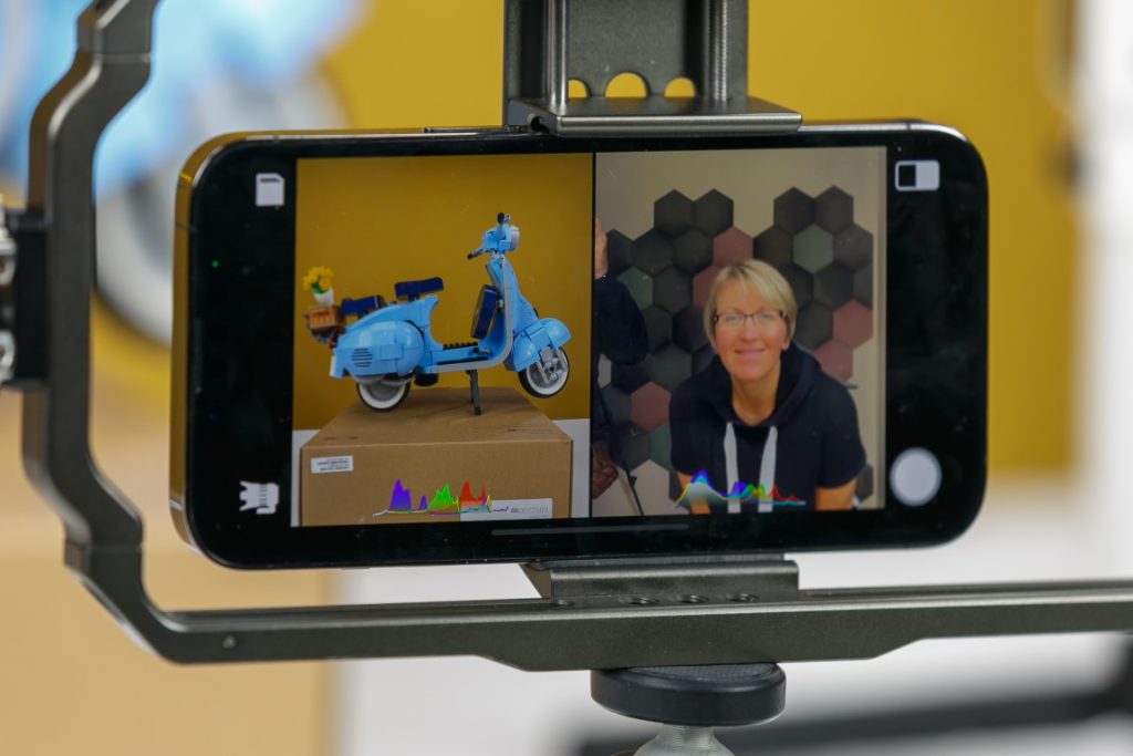 Aplikácia DoubleTake vytvorí aj na iPhone tzv. režisérsky pohľad zadnou a prednou kamerou súčasne
