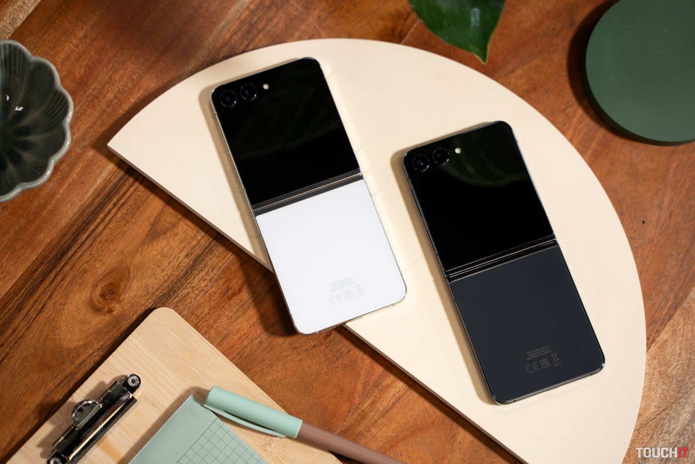 Samsung Galaxy Z Flip6 zrejme príde s väčšou batériou
