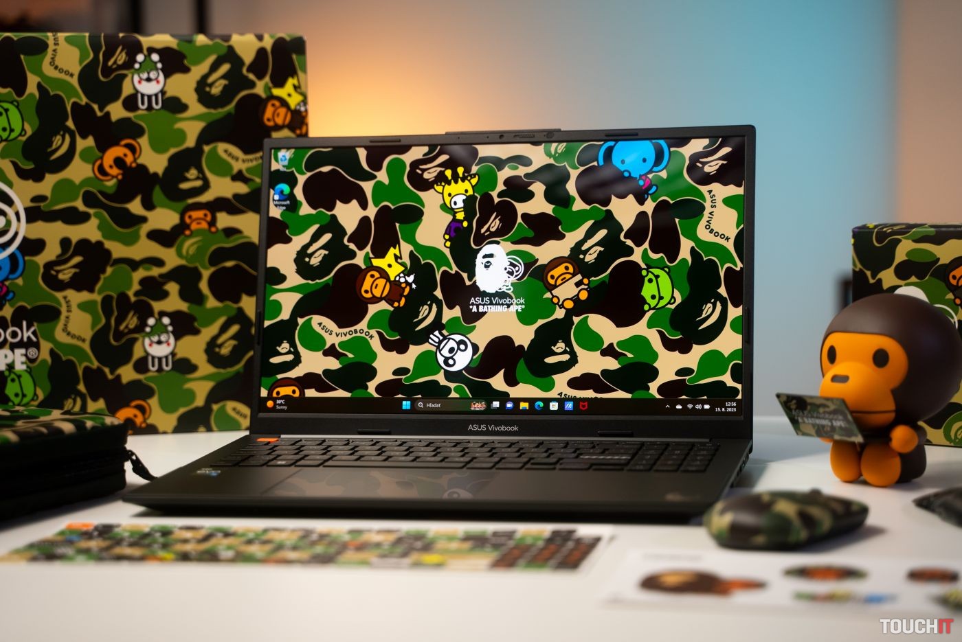 ASUS Vivobook S 15 OLED BAPE Edition: Notebook, ktorý zaujme displejom a príslušenstvom priamo v balení (RECENZIA)