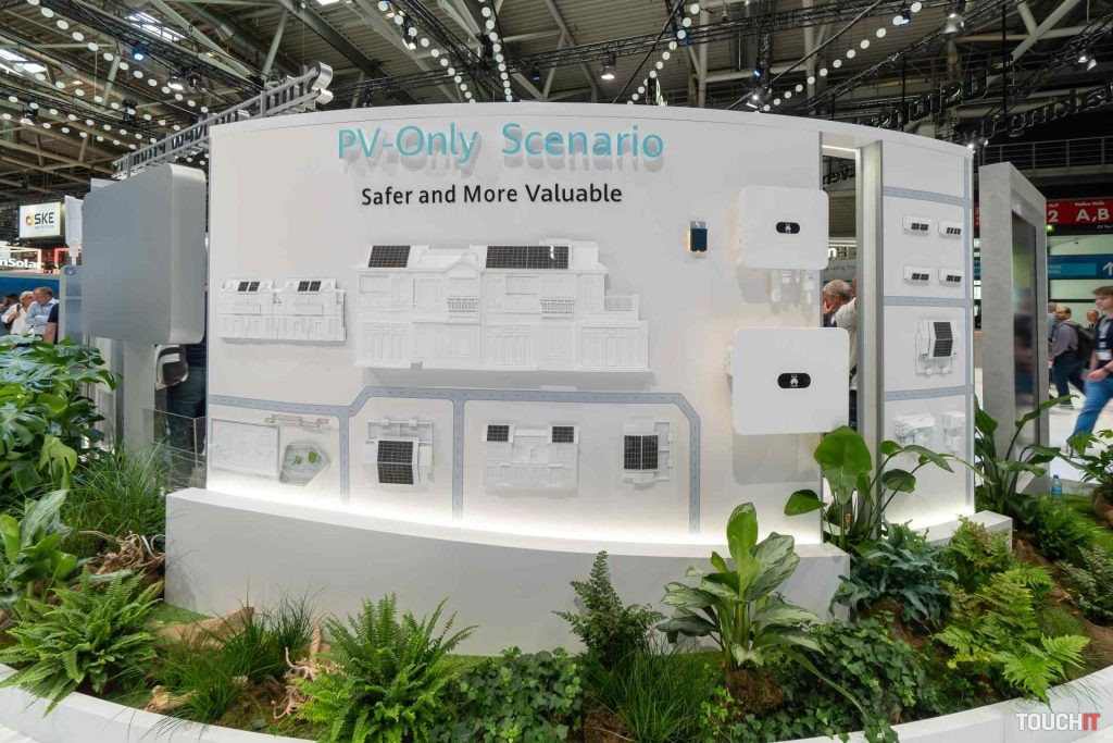 Huawei poskytuje široké spektrum komponentov pre fotovolitickú elektráreň, pričom bezpečnosť je na prvom mieste