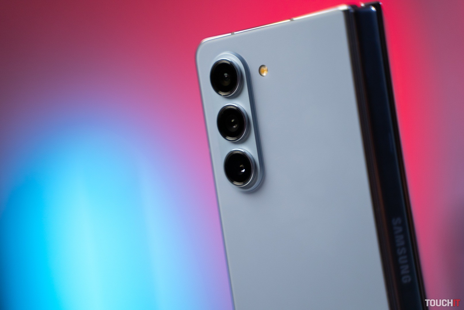 Unikátny Samsung Galaxy tri-fold nebude pre každého
