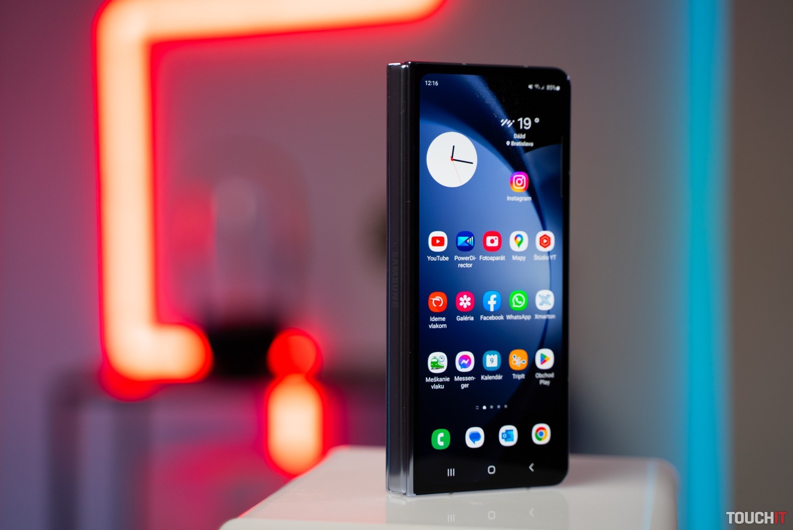 Samsung údajne pracuje na tenšom Galaxy Z Fold6 Slim, prísť má koncom roka
