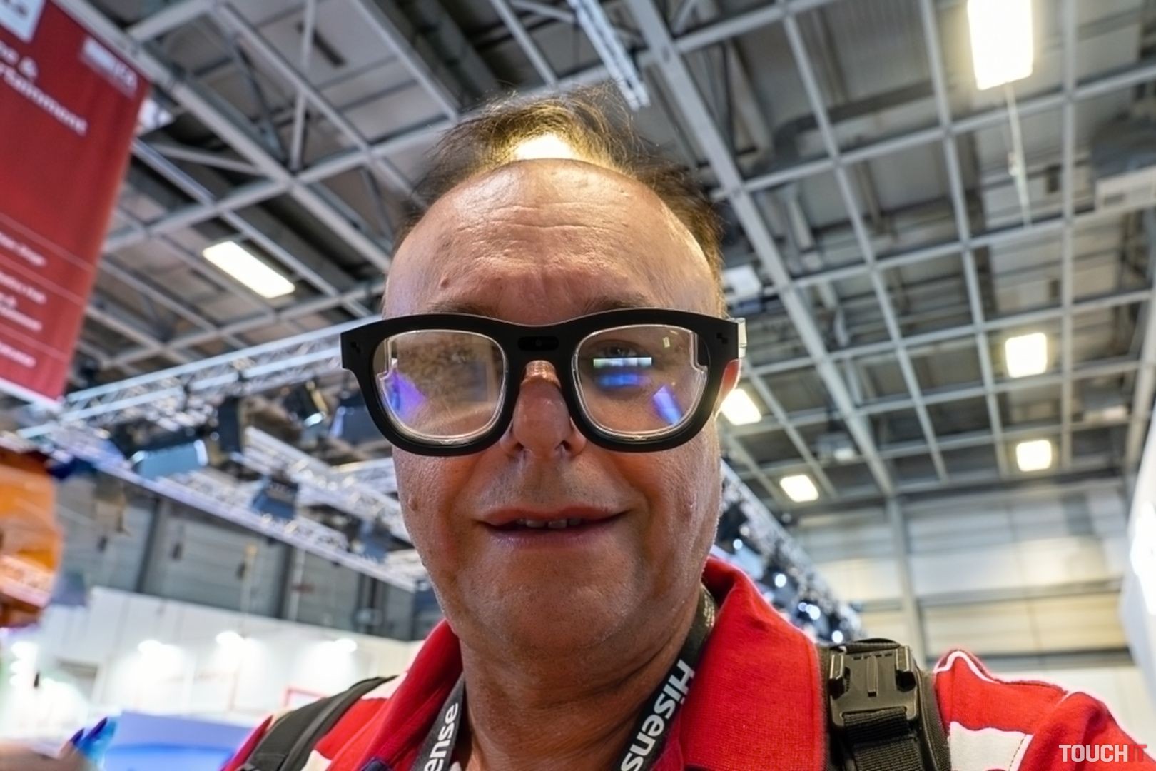 Vyskúšali sme si okuliare budúcnosti: TCL RayNeo X2